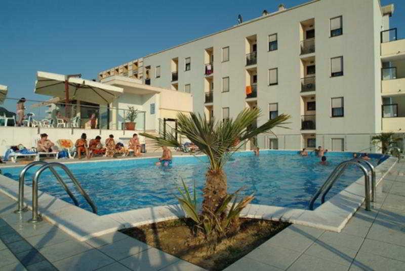 Hotel Duca Degli Abruzzi Montesilvano Marina Exterior foto